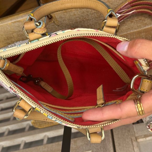 Disney Dooney & Bourke Sketch Small Crossbody with Matching Makeup Bag - Picture 14 of 16